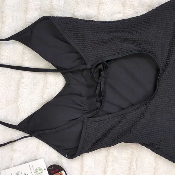 No Boundaries Juniors One Piece Black Crinkle Textured Swimsuit NWT - Picture 7 of 12